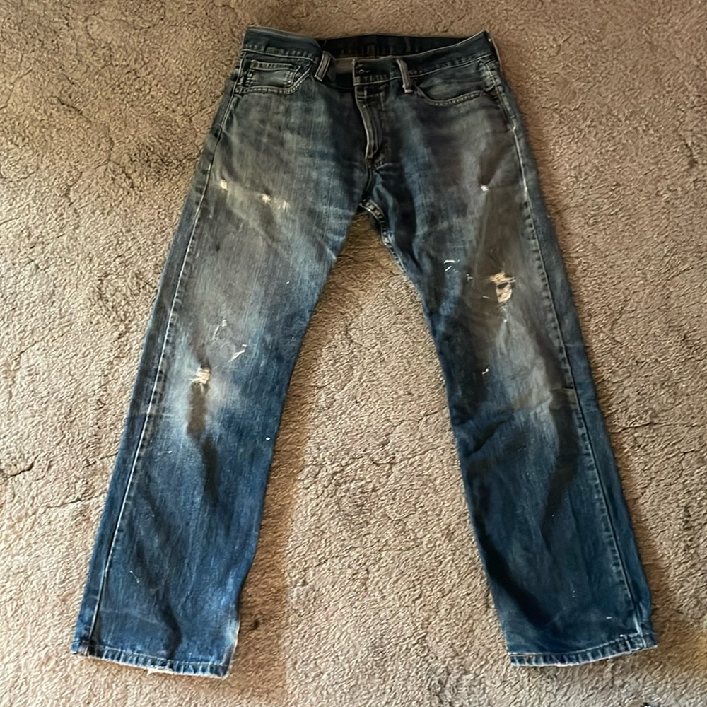 Men’s Levi jeans